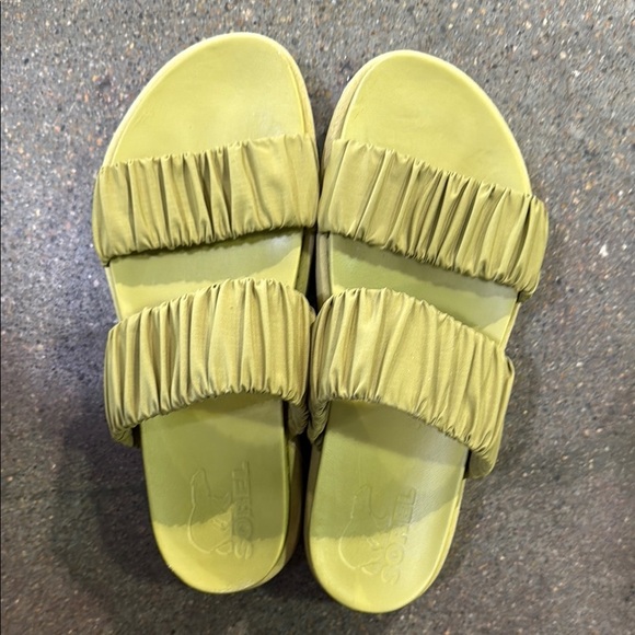 Sorel green Slide Sandals - Picture 3 of 4